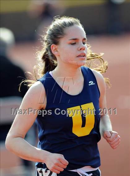 Thumbnail 3 in Warrior Invitational (Girls 1600m) photogallery.