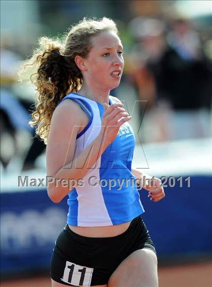 Thumbnail 3 in Warrior Invitational (Girls 1600m) photogallery.