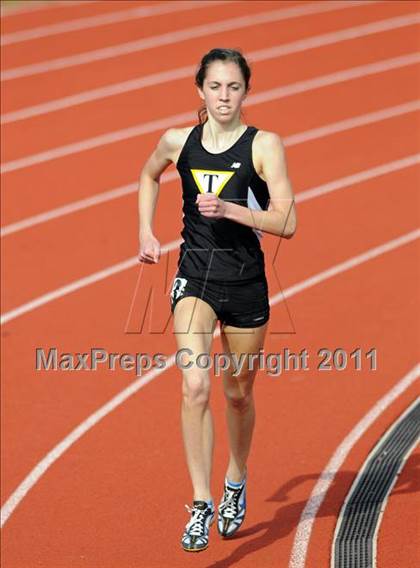 Thumbnail 2 in Warrior Invitational (Girls 1600m) photogallery.