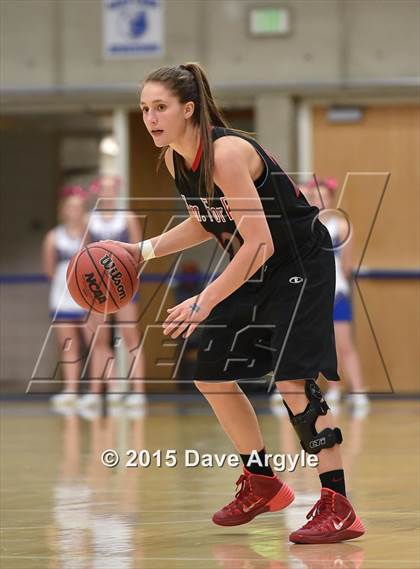 Thumbnail 2 in Fremont vs. American Fork (UHSAA Semifinal) photogallery.