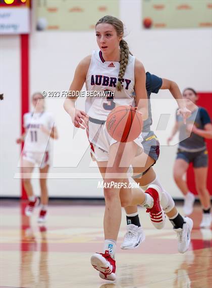 Thumbnail 2 in Aubrey vs. Bells ("For the Love of the Game" Tournament) photogallery.
