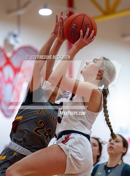 Thumbnail 1 in Aubrey vs. Bells ("For the Love of the Game" Tournament) photogallery.