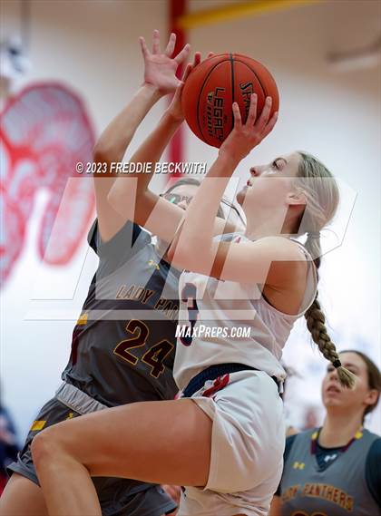Thumbnail 3 in Aubrey vs. Bells ("For the Love of the Game" Tournament) photogallery.