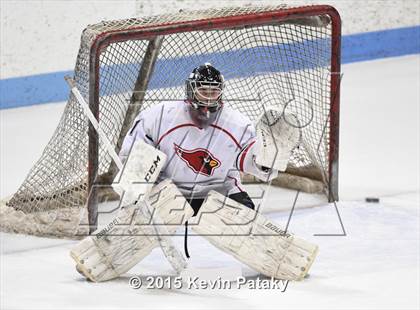 Thumbnail 3 in Darien vs. Greenwich (CIAC D1 Final) photogallery.