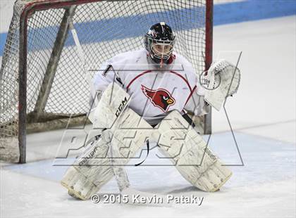Thumbnail 1 in Darien vs. Greenwich (CIAC D1 Final) photogallery.