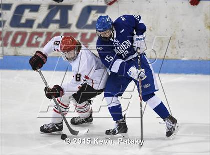 Thumbnail 3 in Darien vs. Greenwich (CIAC D1 Final) photogallery.