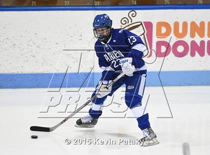Thumbnail 2 in Darien vs. Greenwich (CIAC D1 Final) photogallery.
