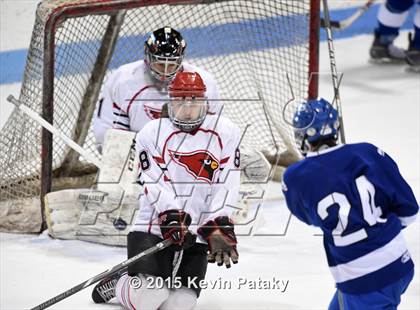 Thumbnail 3 in Darien vs. Greenwich (CIAC D1 Final) photogallery.