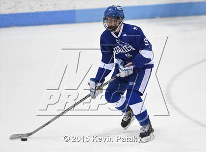 Thumbnail 2 in Darien vs. Greenwich (CIAC D1 Final) photogallery.
