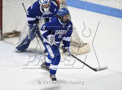 Thumbnail 2 in Darien vs. Greenwich (CIAC D1 Final) photogallery.