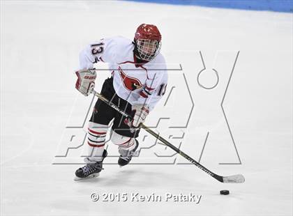 Thumbnail 3 in Darien vs. Greenwich (CIAC D1 Final) photogallery.