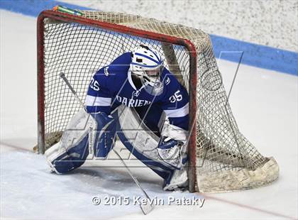 Thumbnail 3 in Darien vs. Greenwich (CIAC D1 Final) photogallery.