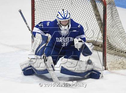 Thumbnail 3 in Darien vs. Greenwich (CIAC D1 Final) photogallery.