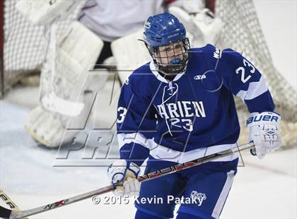 Thumbnail 3 in Darien vs. Greenwich (CIAC D1 Final) photogallery.