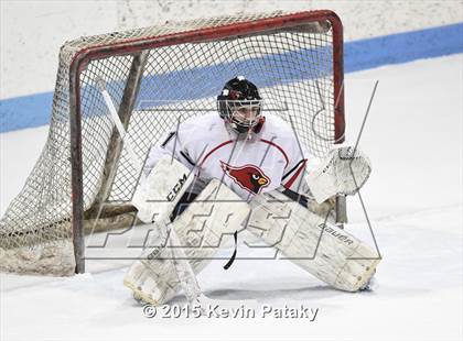 Thumbnail 2 in Darien vs. Greenwich (CIAC D1 Final) photogallery.