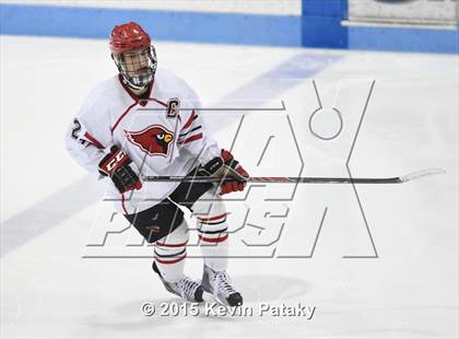 Thumbnail 2 in Darien vs. Greenwich (CIAC D1 Final) photogallery.