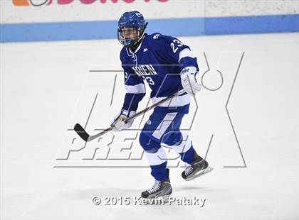 Thumbnail 3 in Darien vs. Greenwich (CIAC D1 Final) photogallery.