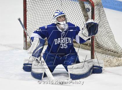 Thumbnail 3 in Darien vs. Greenwich (CIAC D1 Final) photogallery.