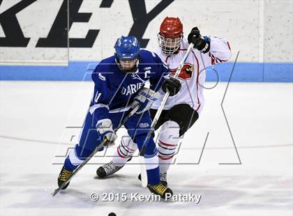 Thumbnail 3 in Darien vs. Greenwich (CIAC D1 Final) photogallery.