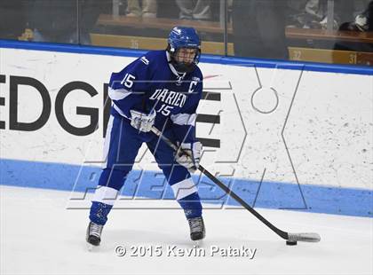 Thumbnail 2 in Darien vs. Greenwich (CIAC D1 Final) photogallery.