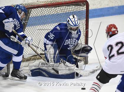 Thumbnail 2 in Darien vs. Greenwich (CIAC D1 Final) photogallery.