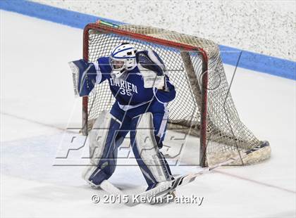 Thumbnail 3 in Darien vs. Greenwich (CIAC D1 Final) photogallery.