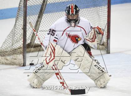 Thumbnail 1 in Darien vs. Greenwich (CIAC D1 Final) photogallery.