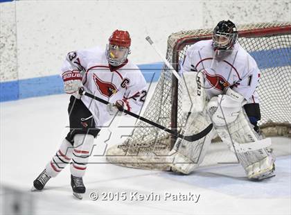 Thumbnail 3 in Darien vs. Greenwich (CIAC D1 Final) photogallery.