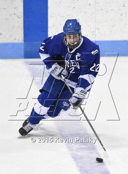Thumbnail 1 in Darien vs. Greenwich (CIAC D1 Final) photogallery.