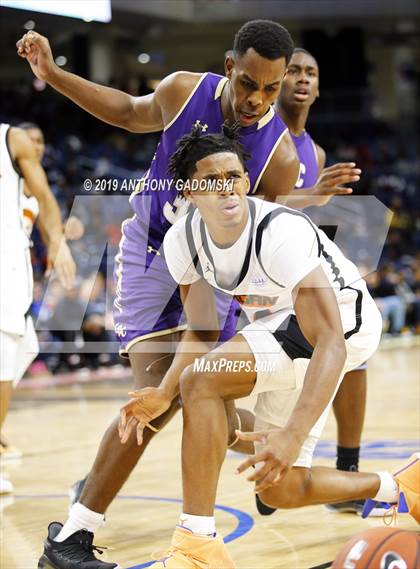 Thumbnail 3 in Morgan Park vs. Christian Brothers (Chicago Elite Classic) photogallery.