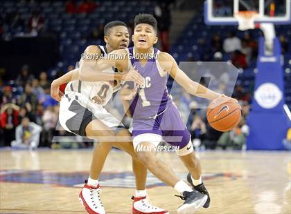 Thumbnail 2 in Morgan Park vs. Christian Brothers (Chicago Elite Classic) photogallery.