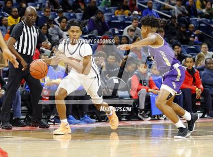 Thumbnail 2 in Morgan Park vs. Christian Brothers (Chicago Elite Classic) photogallery.