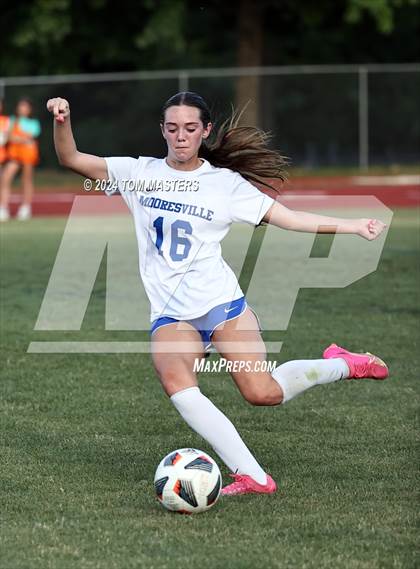 Thumbnail 3 in Mooresville vs. Marvin Ridge (NCHSAA 4A West Region Championship) photogallery.