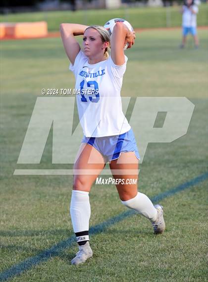 Thumbnail 3 in Mooresville vs. Marvin Ridge (NCHSAA 4A West Region Championship) photogallery.