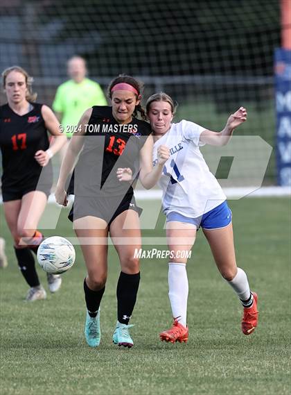 Thumbnail 3 in Mooresville vs. Marvin Ridge (NCHSAA 4A West Region Championship) photogallery.