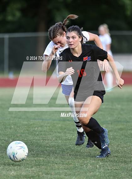 Thumbnail 3 in Mooresville vs. Marvin Ridge (NCHSAA 4A West Region Championship) photogallery.