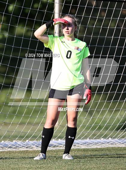 Thumbnail 3 in Mooresville vs. Marvin Ridge (NCHSAA 4A West Region Championship) photogallery.