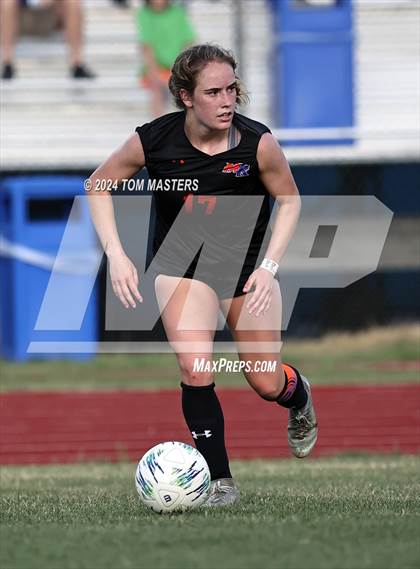 Thumbnail 3 in Mooresville vs. Marvin Ridge (NCHSAA 4A West Region Championship) photogallery.