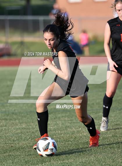 Thumbnail 2 in Mooresville vs. Marvin Ridge (NCHSAA 4A West Region Championship) photogallery.