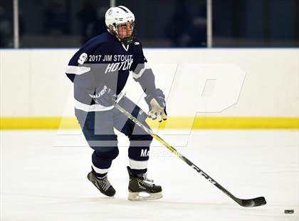 Thumbnail 1 in Deerfield @ Hotchkiss photogallery.