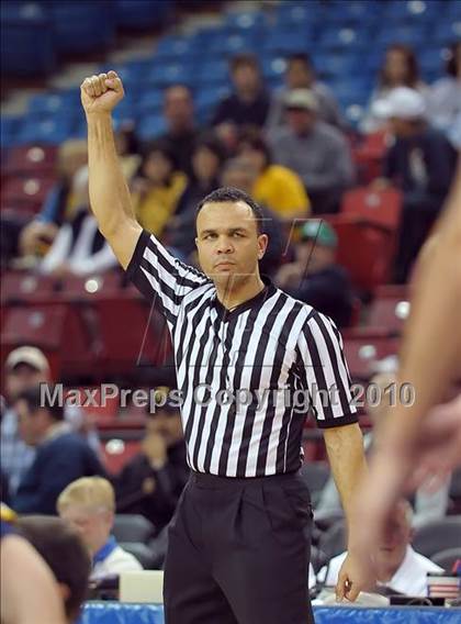 Thumbnail 2 in Turlock vs. Franklin (CIF SJS D1 Playoffs) photogallery.
