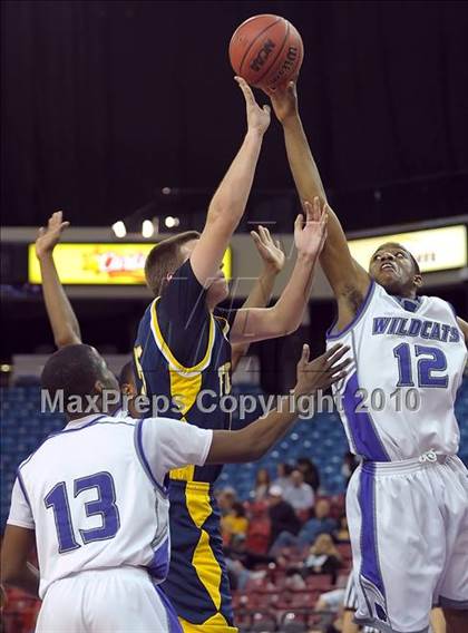 Thumbnail 3 in Turlock vs. Franklin (CIF SJS D1 Playoffs) photogallery.