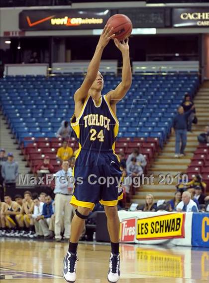 Thumbnail 2 in Turlock vs. Franklin (CIF SJS D1 Playoffs) photogallery.