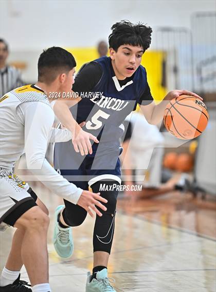 Thumbnail 2 in Lincoln vs Thomas Jefferson photogallery.