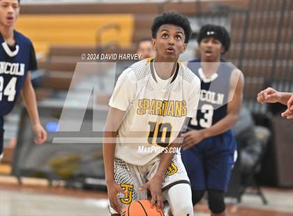 Thumbnail 3 in Lincoln vs Thomas Jefferson photogallery.