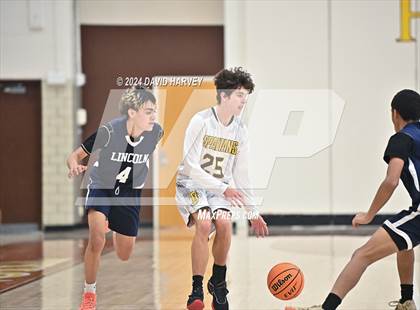 Thumbnail 3 in Lincoln vs Thomas Jefferson photogallery.