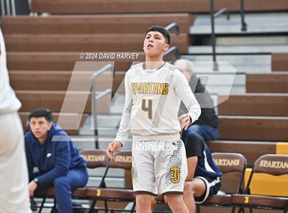 Thumbnail 3 in Lincoln vs Thomas Jefferson photogallery.