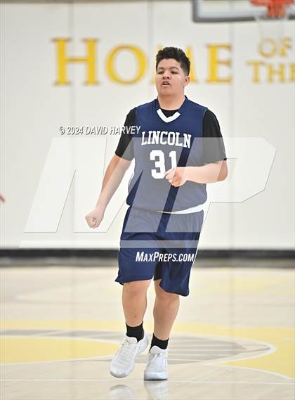 Thumbnail 1 in Lincoln vs Thomas Jefferson photogallery.
