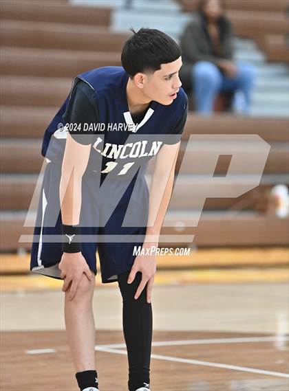Thumbnail 1 in Lincoln vs Thomas Jefferson photogallery.