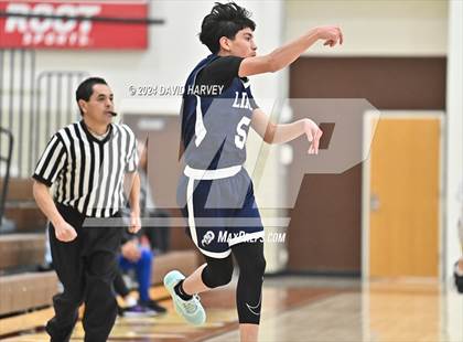 Thumbnail 1 in Lincoln vs Thomas Jefferson photogallery.